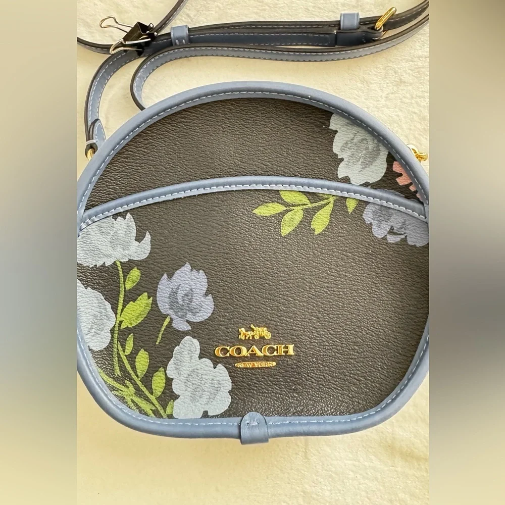 Coach navy signature